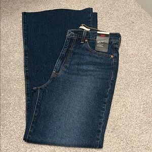 Levi's Women Sonoma Train - Dark Wash ribcage bell jeans